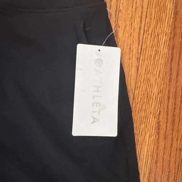 NWT-Athleta Black Skort - Picture 2 of 5